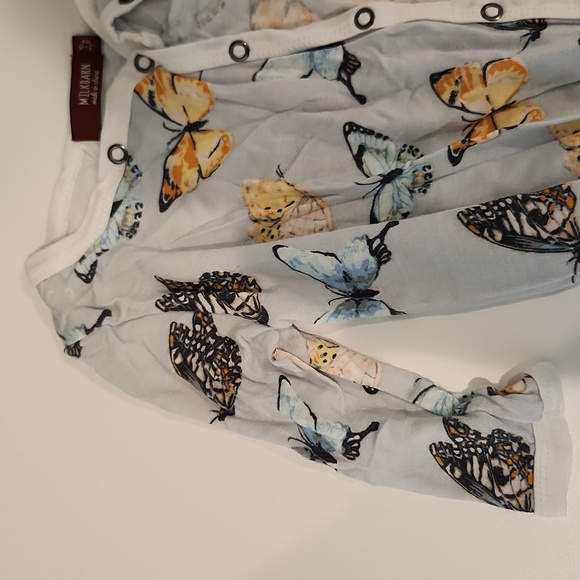 Milkbarn 3 Piece Pajama Set-One Piece, Blanket and Hat - Picture 5 of 9